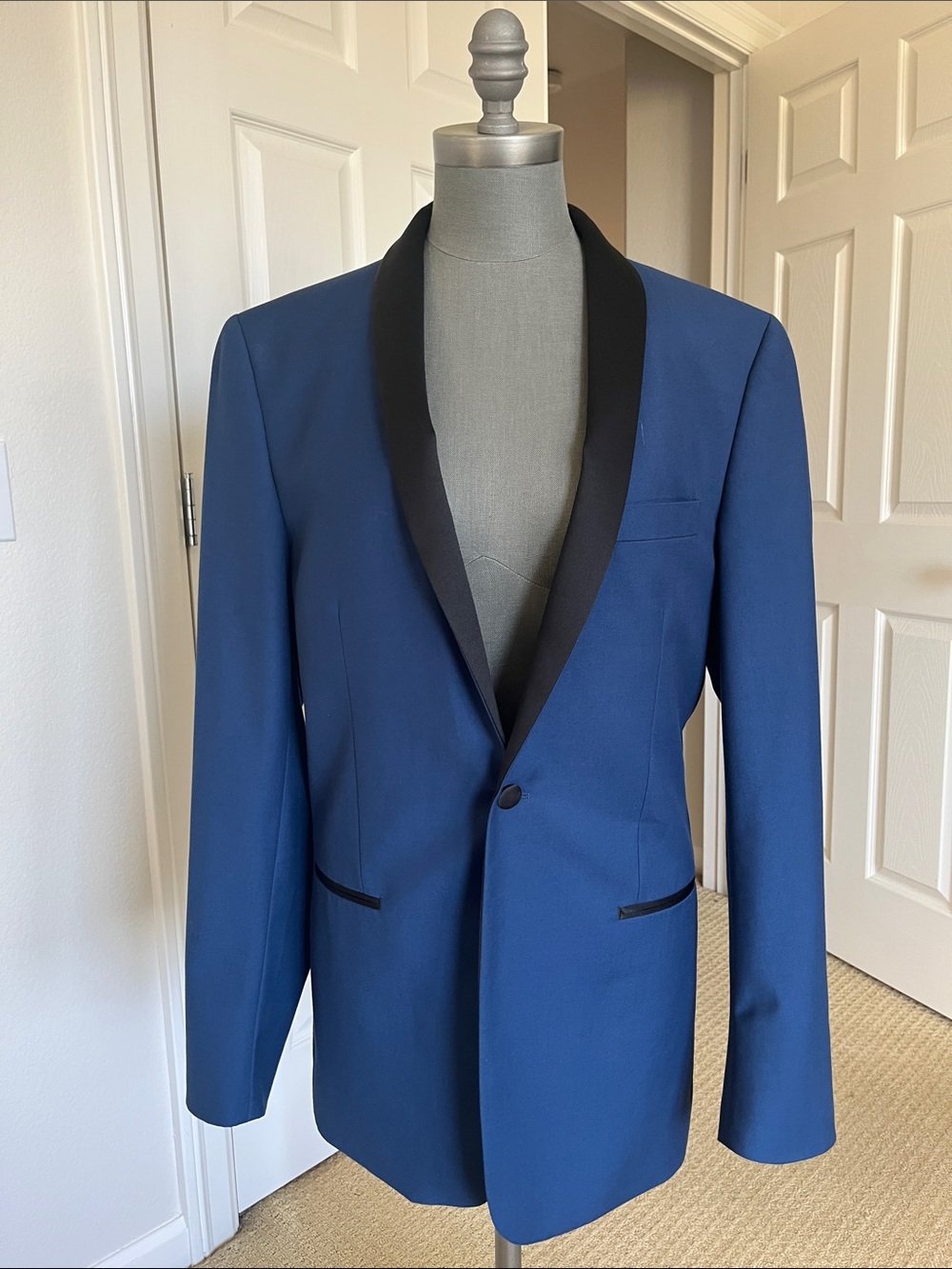 Giorgio Fiorelli Men’s Blue Blazer with Black Collar Ryan Seacrest Style New 40L
